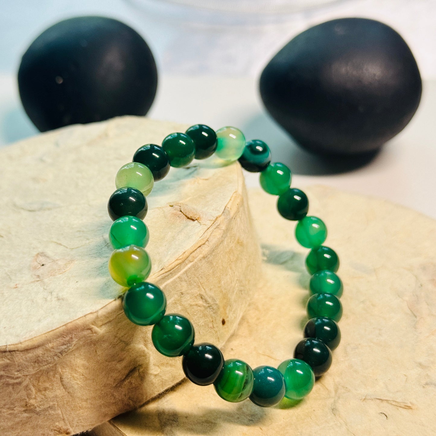 GREEN AGATE 8MM BRACELET